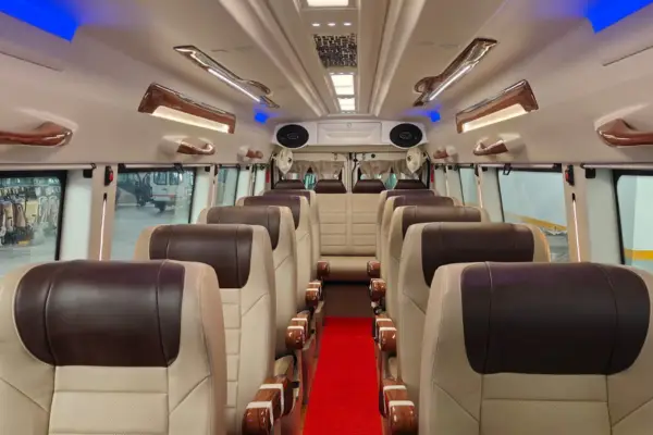 Force Urbania Rent in Ghaziabad for Premium Business Trips