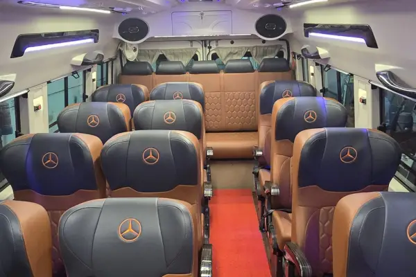 20 Seater Tempo Traveller Price in Ghaziabad