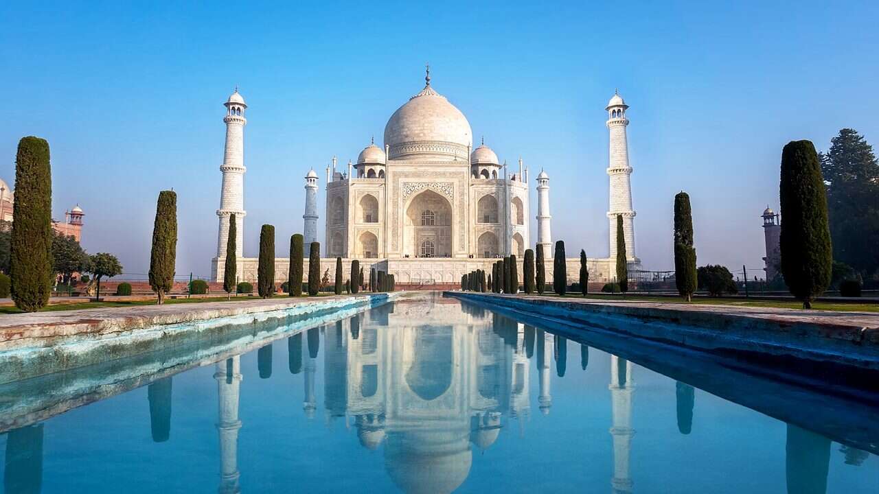 Noida to Agra Tempo Traveller